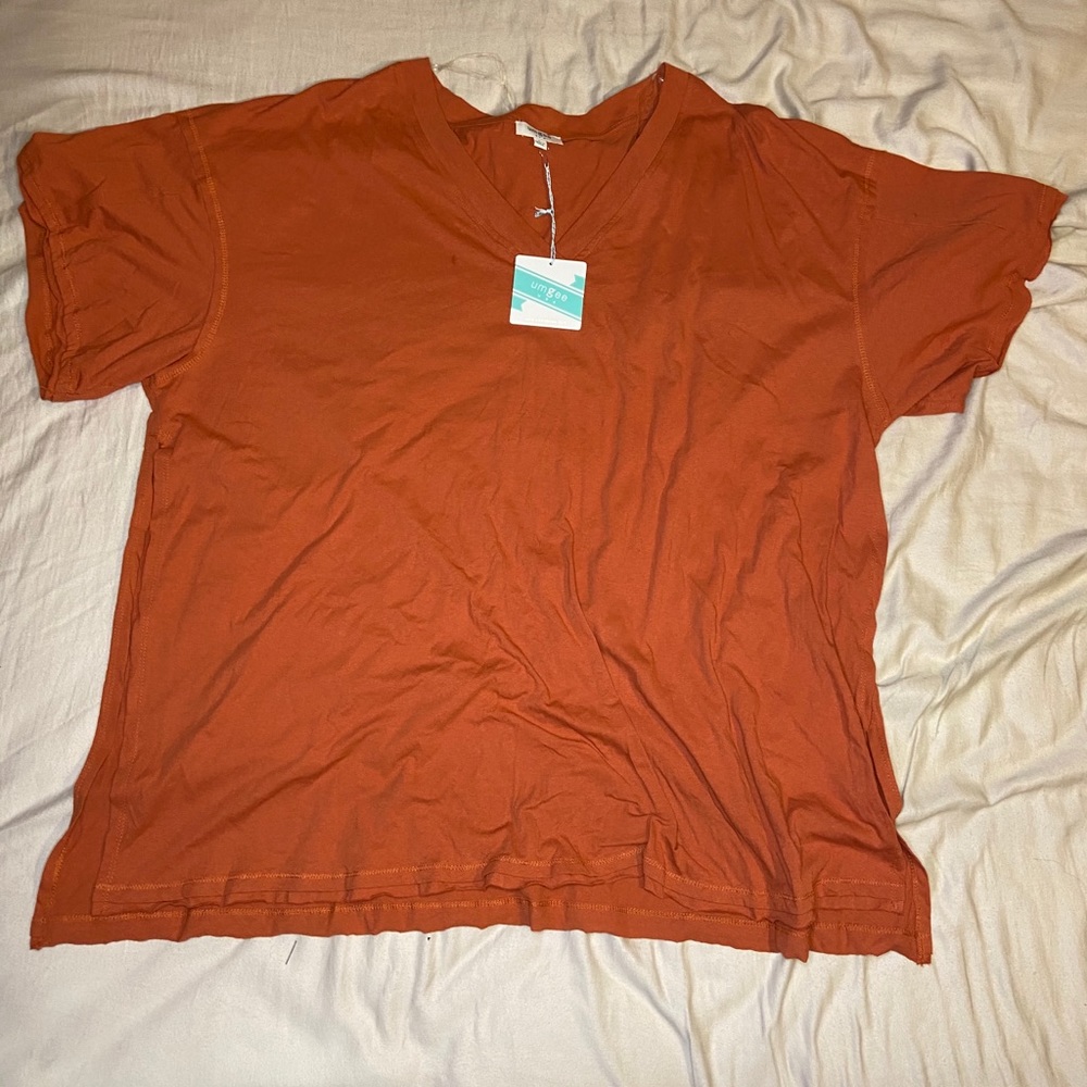 Umgee Overaized side slit tee